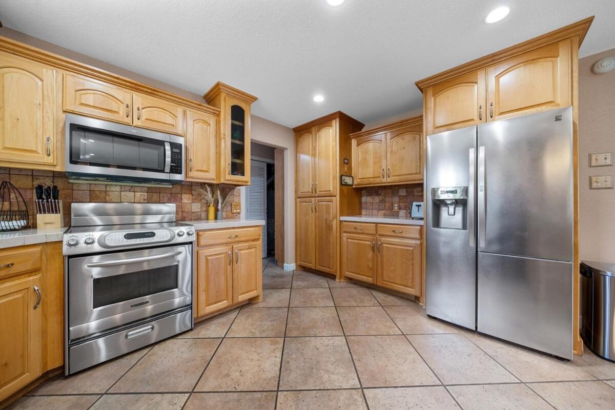 Steps To The Lake, Game Room & More! Sleeps 9 Lake Hamilton Exteriér fotografie